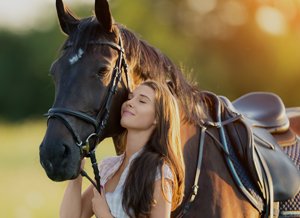 pecan-creek-ranch-woman-horse-course